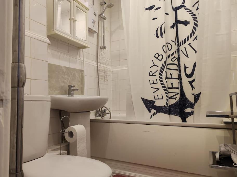Two Bedroom In Bayswater Apartamento