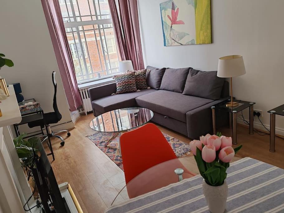 Two Bedroom In Bayswater Londres