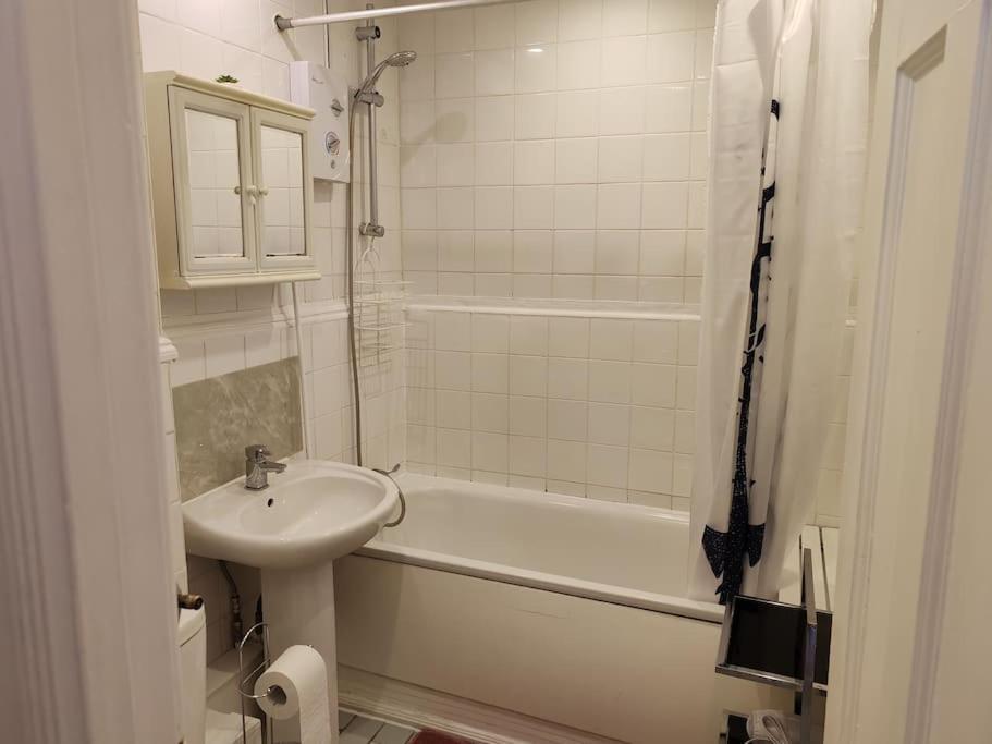 Two Bedroom In Bayswater Apartamento *
